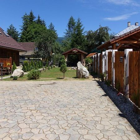 Dvojapartmanova Drevenica Myto Mýto pod Ďumbierom エクステリア 写真
